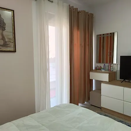 Fllad Deti Apartment *